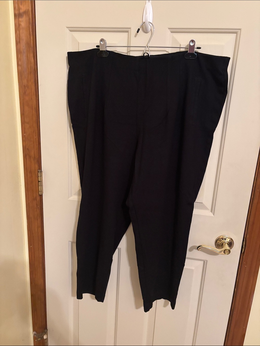 Jones New York Black Cropped Dress Pants